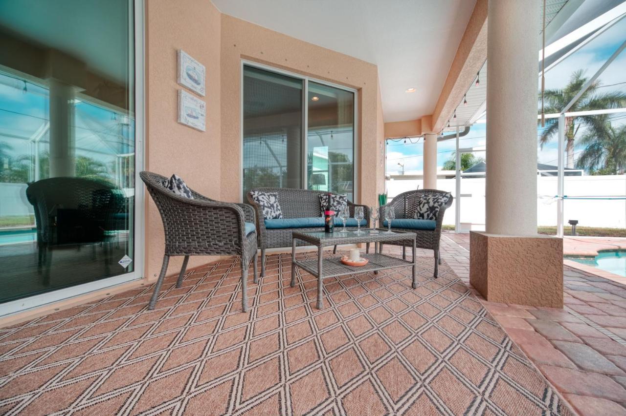 Villa Holiday Sunrise Κέιπ Κόραλ Εξωτερικό φωτογραφία