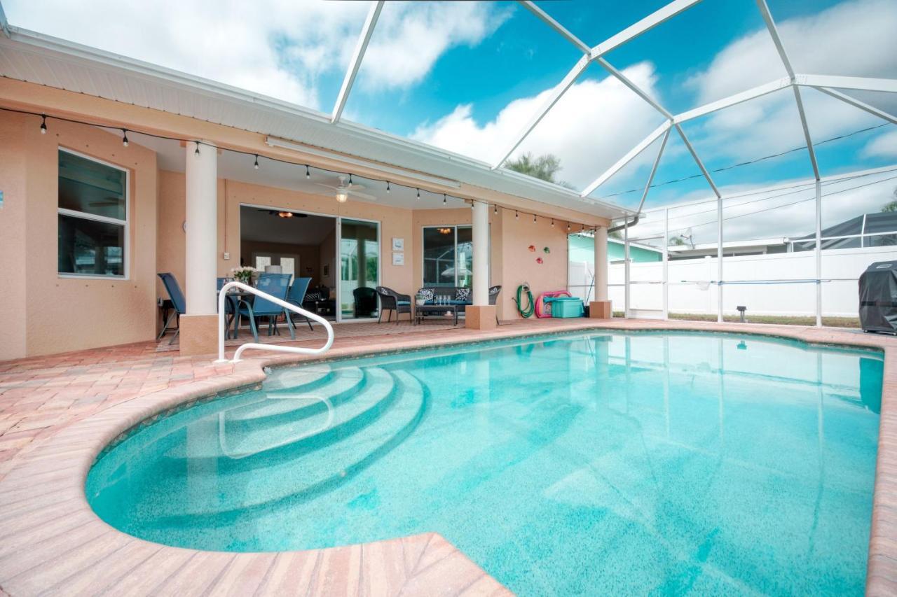 Villa Holiday Sunrise Κέιπ Κόραλ Εξωτερικό φωτογραφία